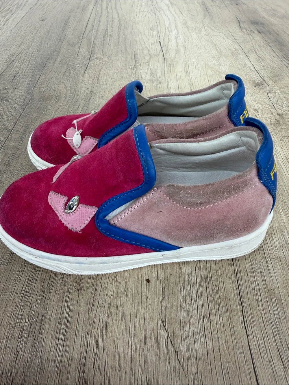 Fendi Kids Magenta & Light Pink Suede Slip-On Sneakers with Blue Trim